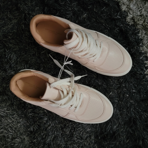 American Eagle sneakers - Picture 4 of 5